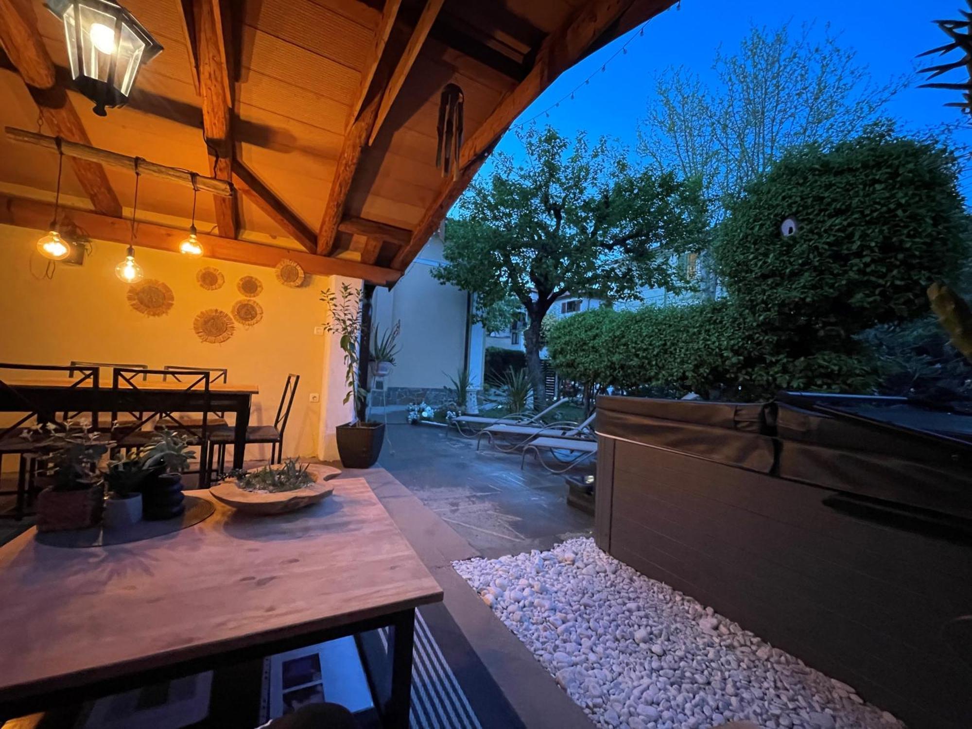 Villa Noa Jacuzzi & Sauna Izola Εξωτερικό φωτογραφία